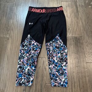 Under Armour YXL Girls Black Capri‎ Leggings Floral Print Athletic